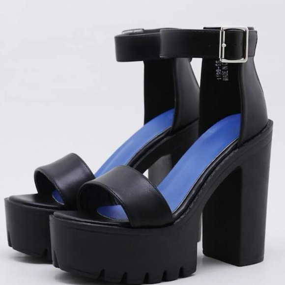 Shoes - Platform Black Heels